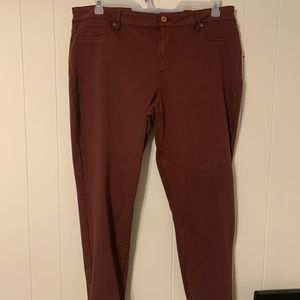 Maurices mid-rise jegging short